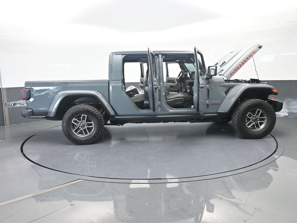 Used 2026 Jeep Gladiator Mojave AWD/4WD image 79