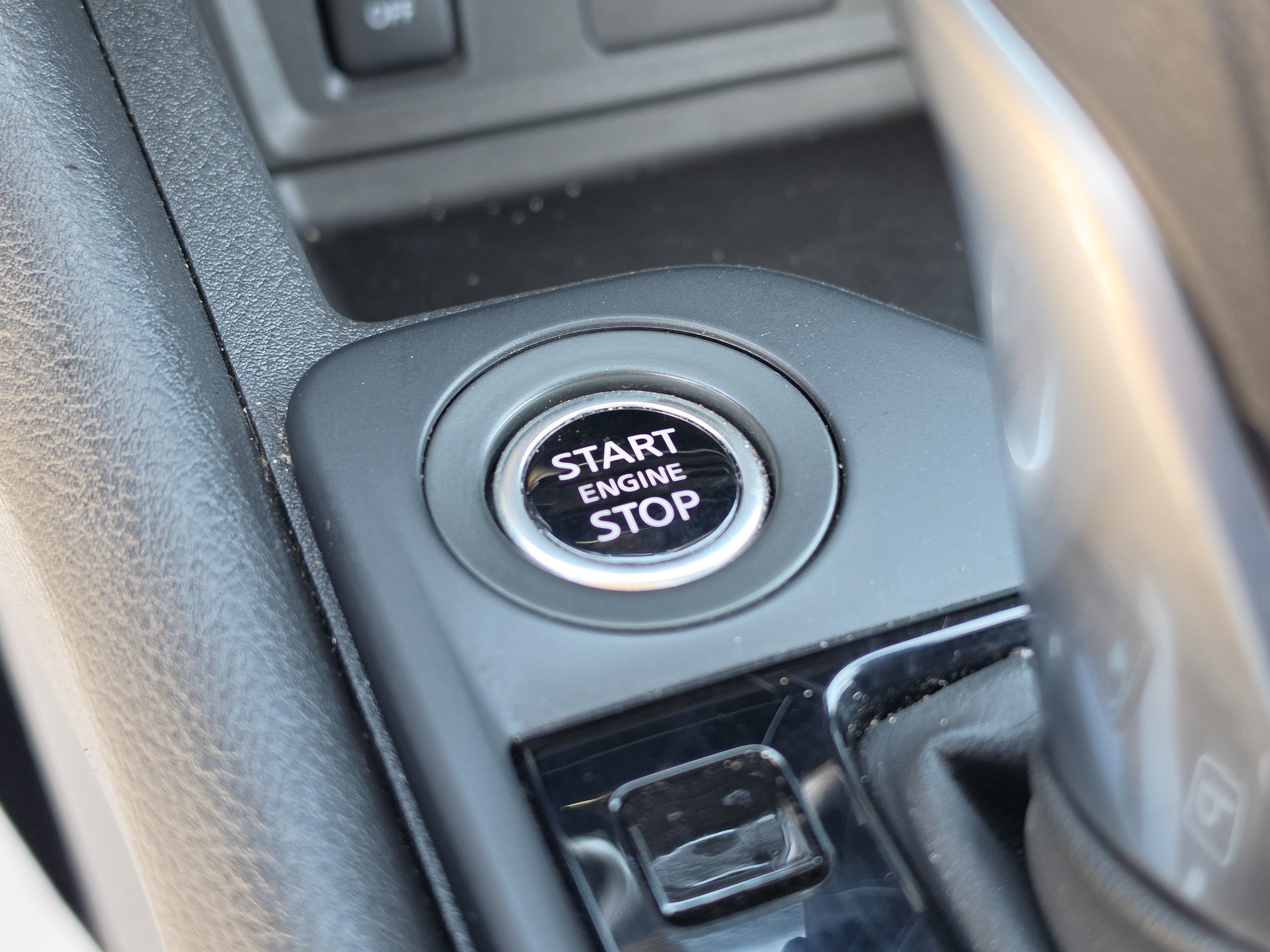 Used 2025 Nissan Sentra S FWD image 33