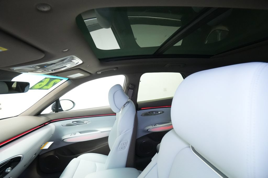New 2026 Genesis GV70 2.5T Advanced AWD/4WD image 19