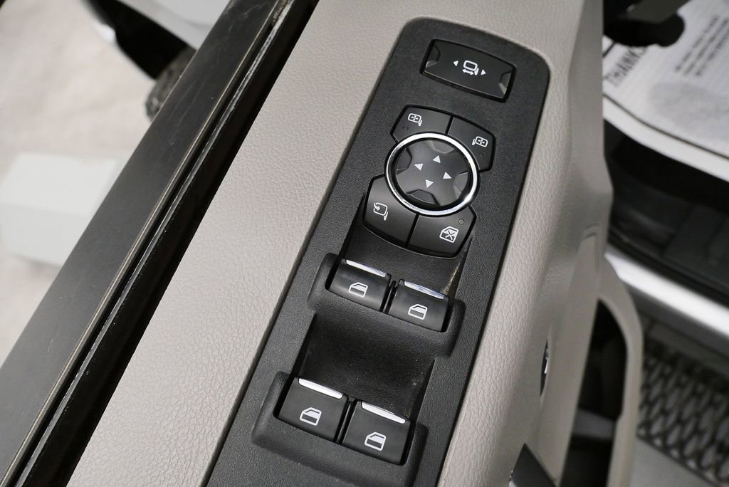 Used 2020 Ford F250 XLT w/ XLT Premium Package image 14