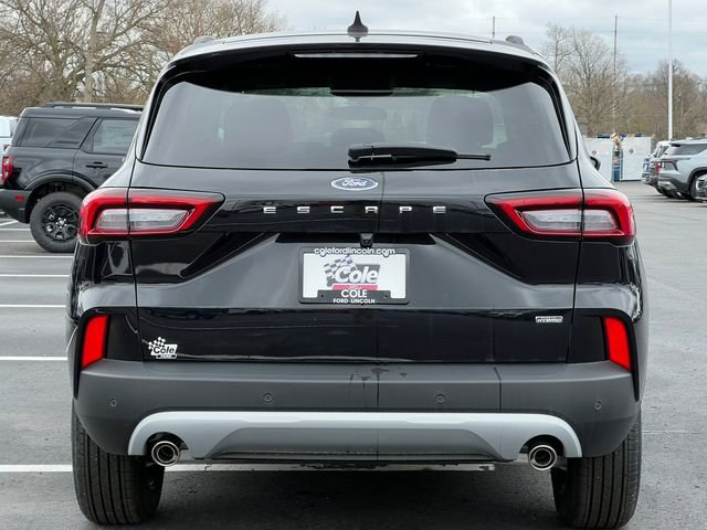 New 2024 Ford Escape SE FWD image 37
