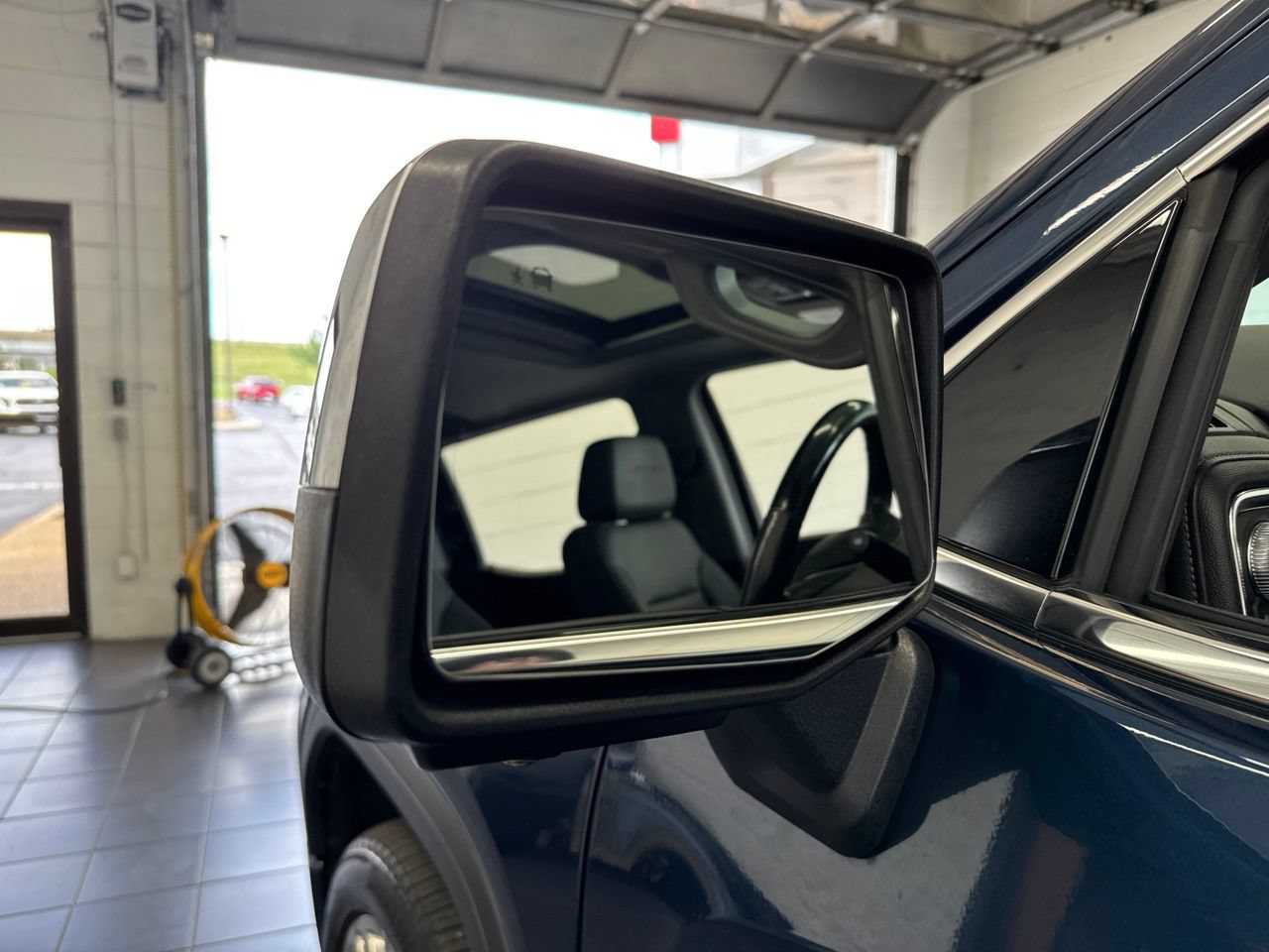 Used 2019 GMC Sierra 1500 Denali w/ Denali Ultimate Package AWD/4WD image 13