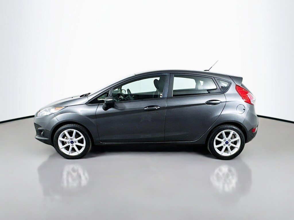 Used 2019 Ford Fiesta SE w/ Equipment Group 201A FWD image 2