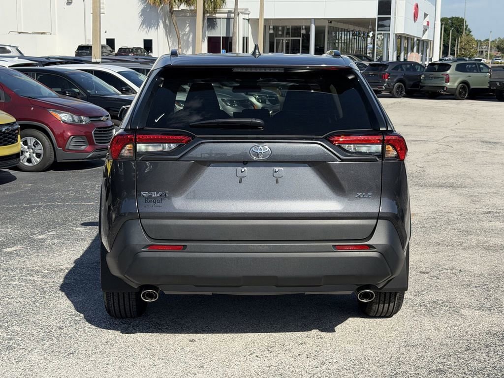 Used 2024 Toyota RAV4 XLE w/ Convenience Package FWD image 6