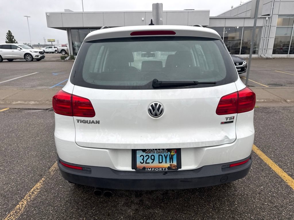 Used 2017 Volkswagen Tiguan S AWD/4WD image 6