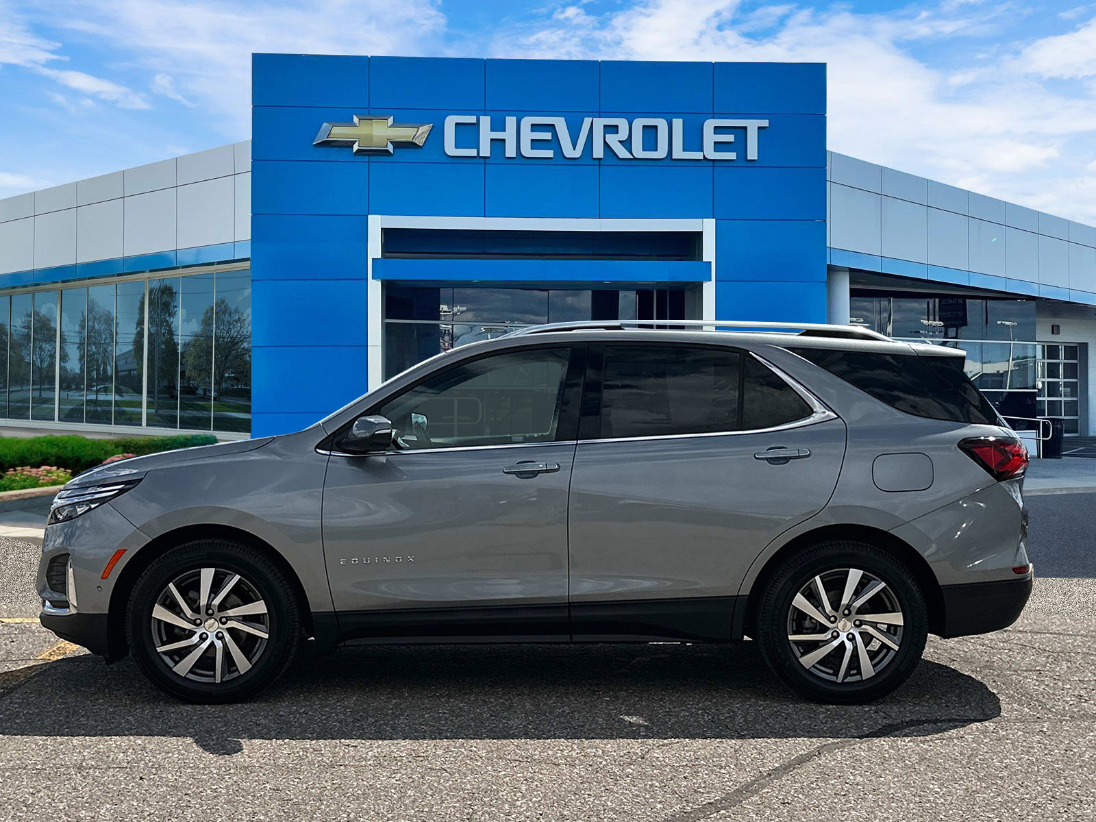 Certified 2023 Chevrolet Equinox Premier image 2