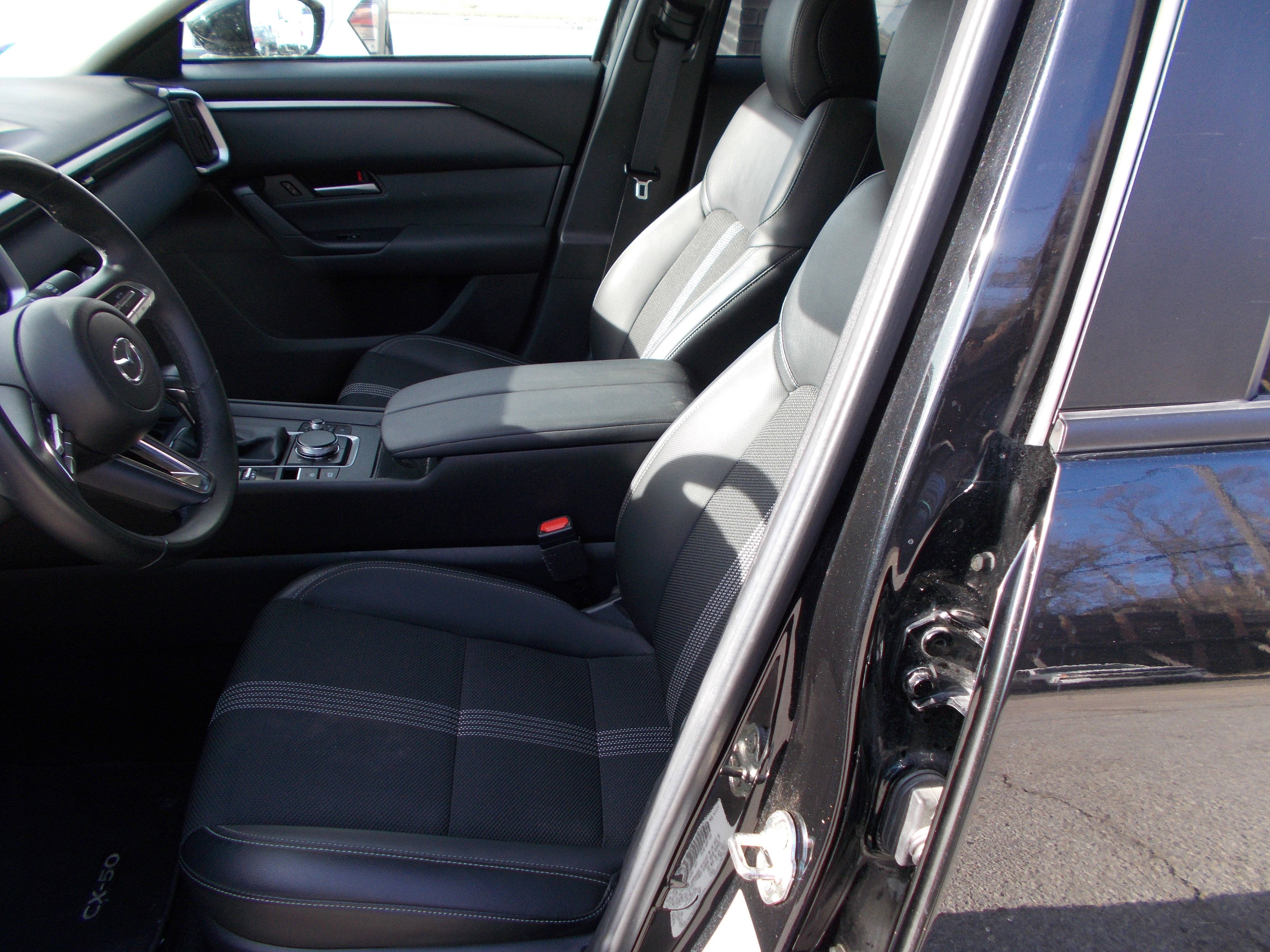 Used 2025 MAZDA CX-50 AWD 2.5 S w/ Preferred Package image 10