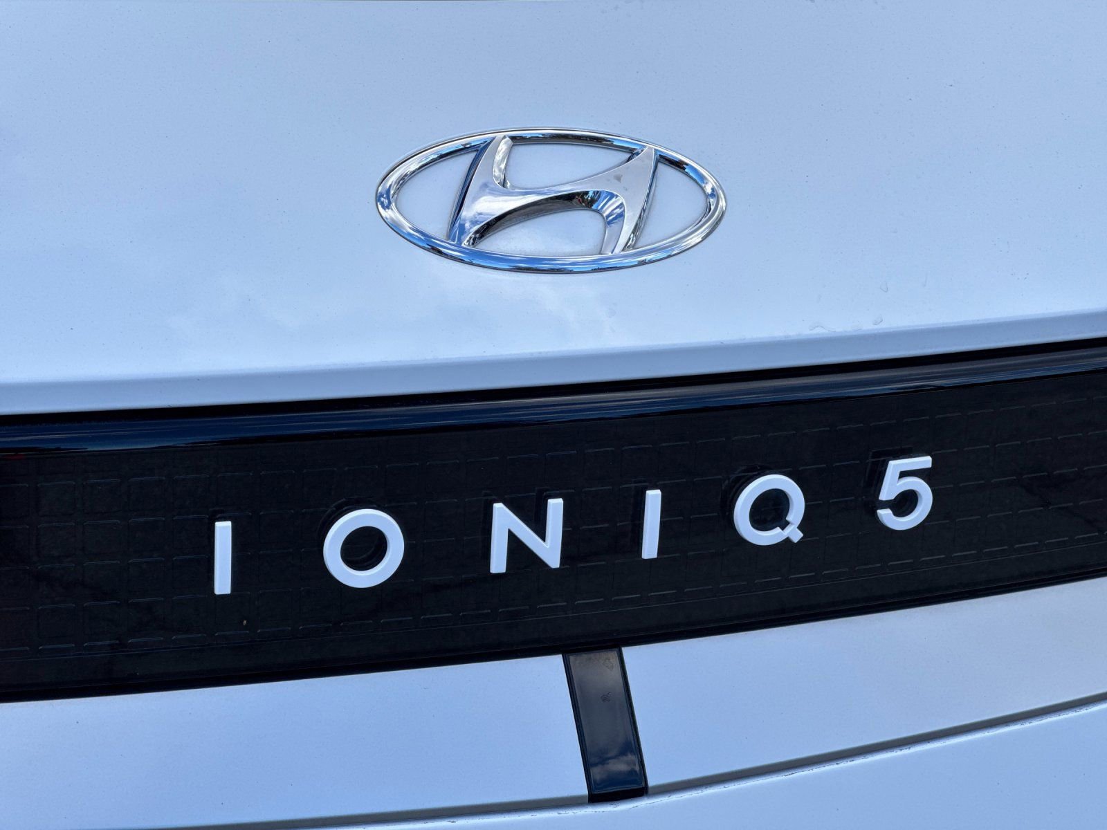 Used 2024 Hyundai Ioniq 5 SEL RWD image 27
