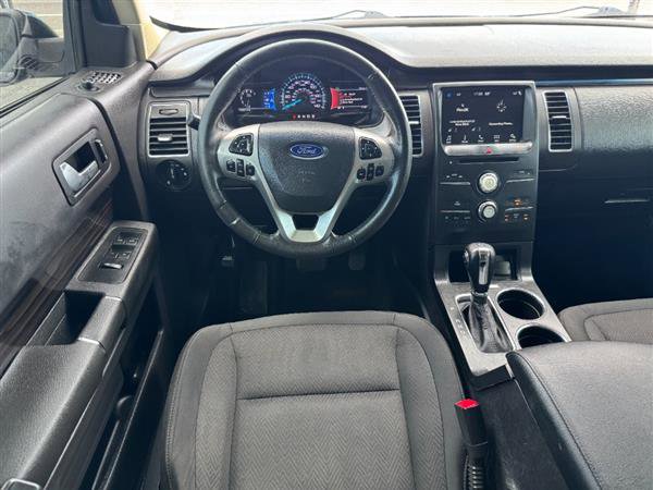 Used 2018 Ford Flex SEL w/ Class III Trailer Tow Package FWD image 10