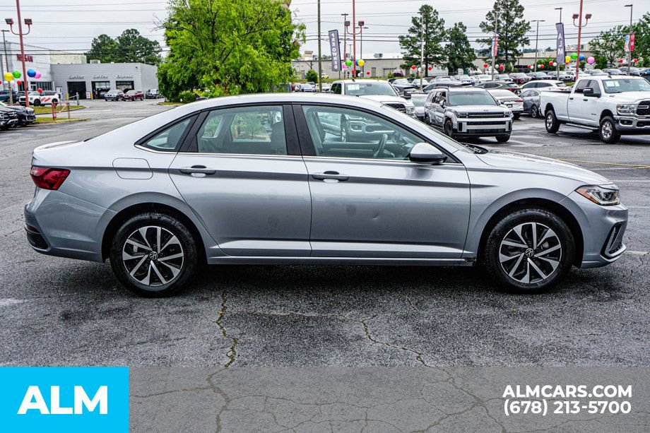 Used 2025 Volkswagen Jetta S FWD image 8
