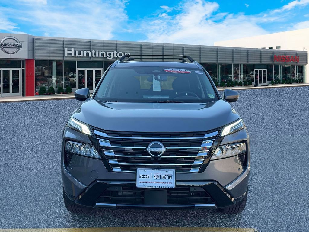 Certified 2026 Nissan Rogue Platinum w/ Platinum Premium Package image 2