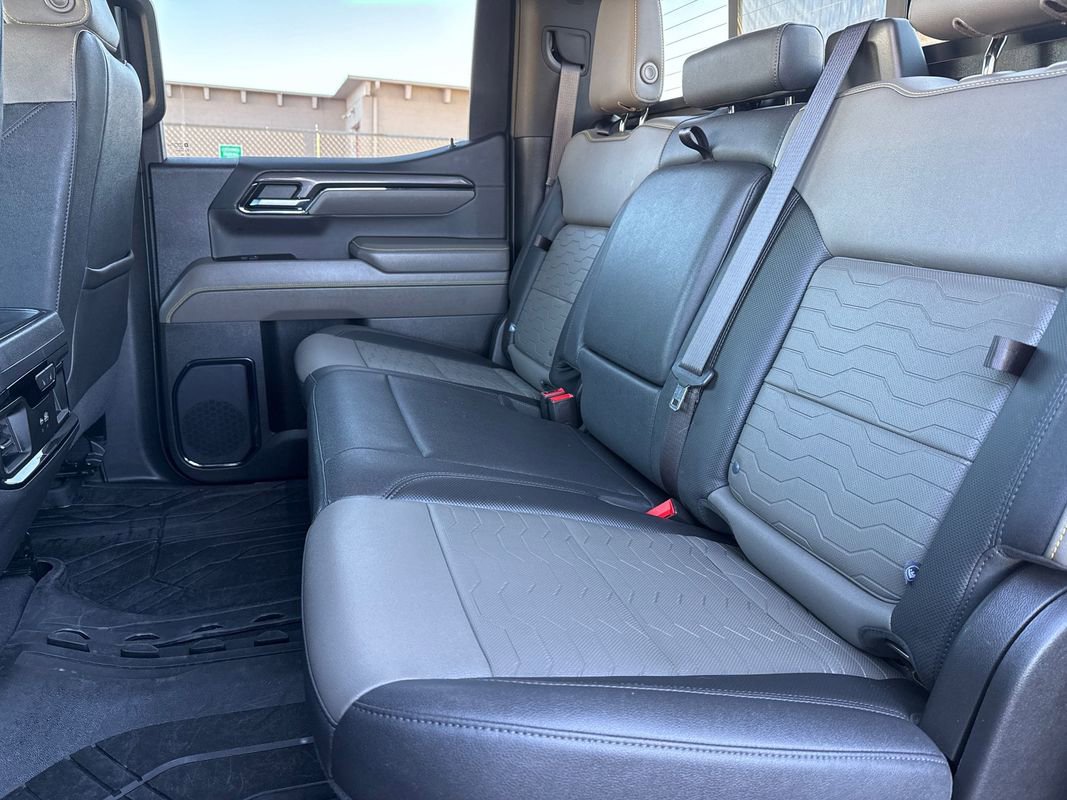 Used 2023 Chevrolet Silverado 1500 ZR2 image 18