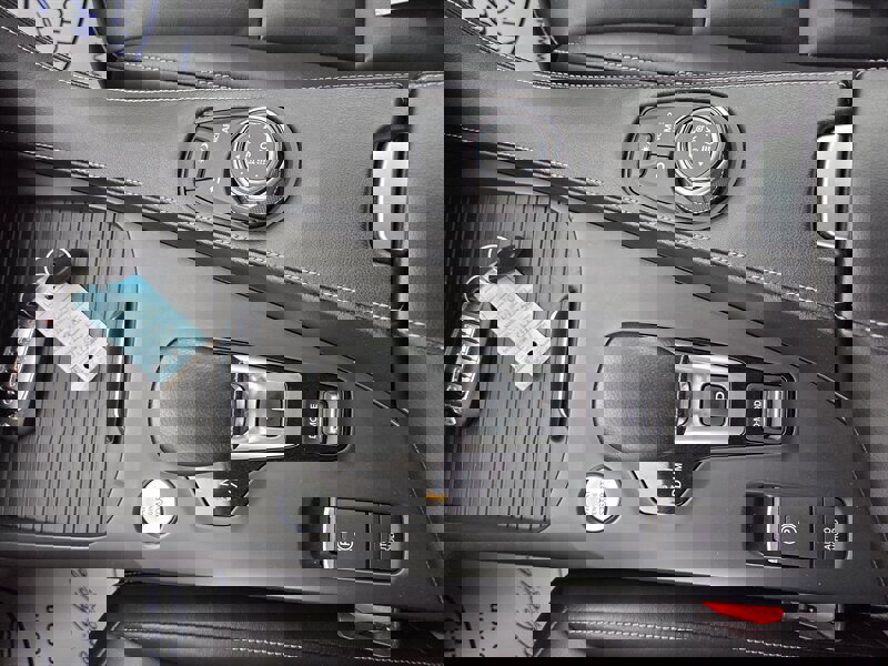 Used 2020 INFINITI QX50 Luxe w/ Navigation Package image 20