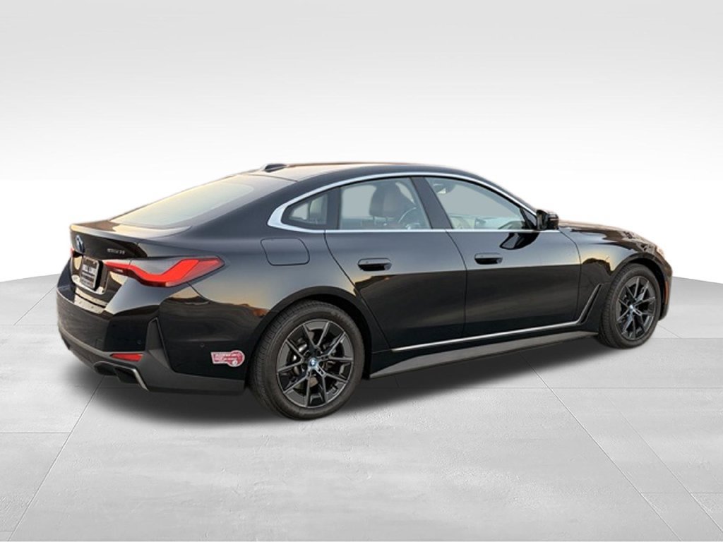 Used 2024 BMW i4 eDrive35 w/ Premium Package RWD image 7
