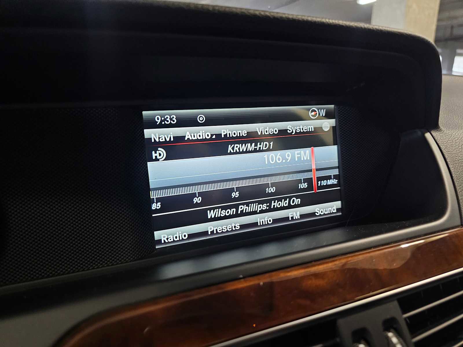 Used 2013 Mercedes-Benz C 300 Sport image 15