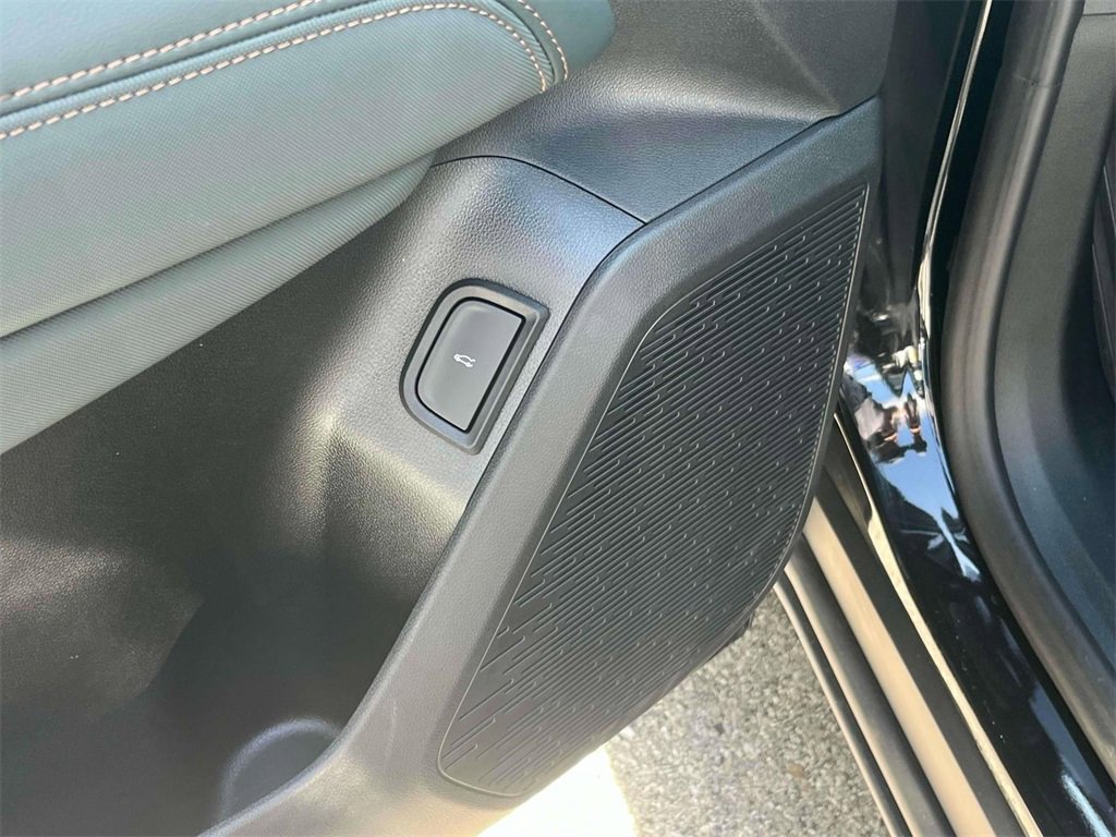 New 2026 GMC Terrain AT4 w/ Convenience Package III image 22