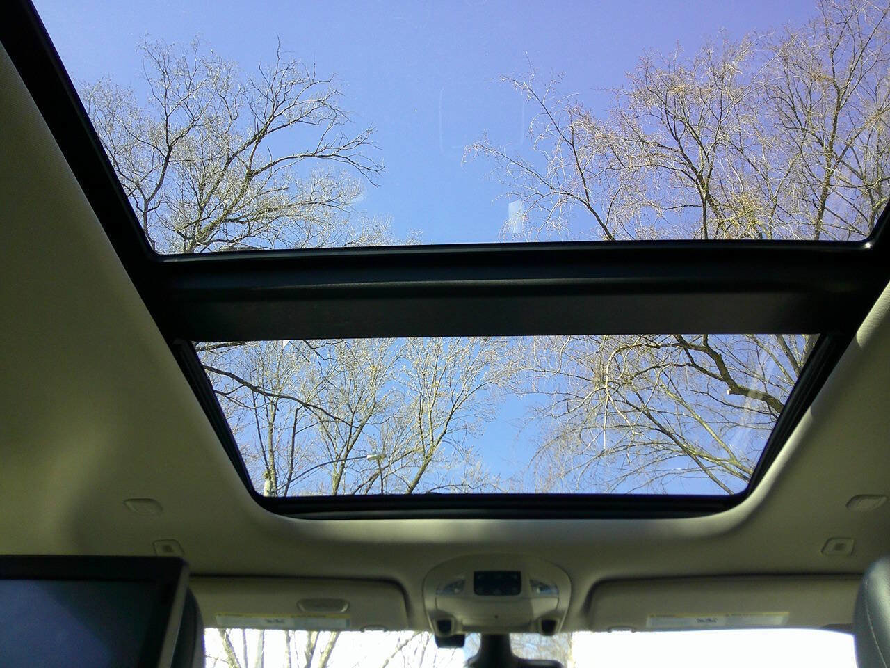 Used 2018 Chrysler Pacifica Touring-L Plus w/ Advanced Safetytec Group image 18