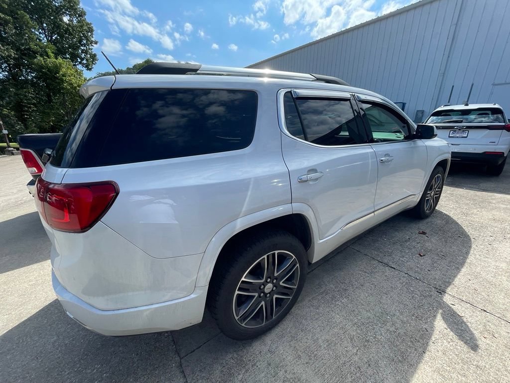 Used 2018 GMC Acadia Denali w/ Technology Package AWD/4WD image 5