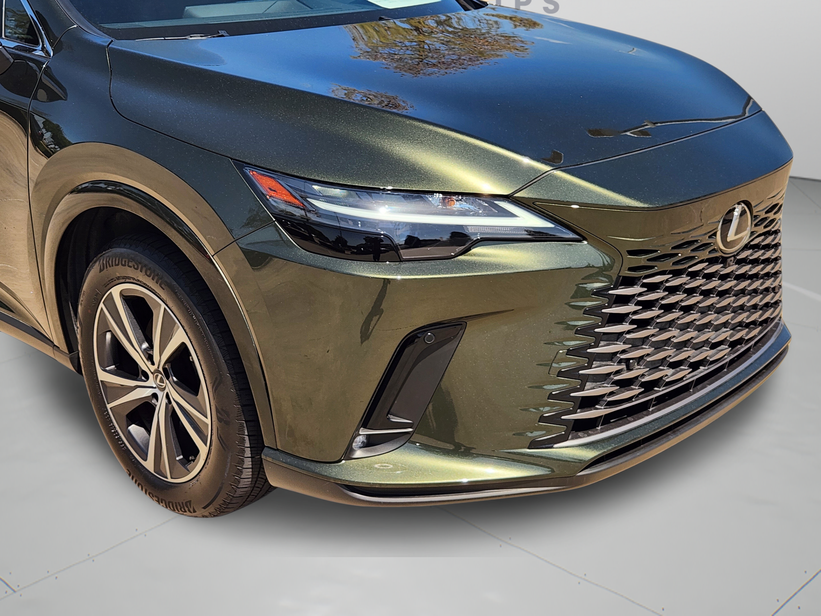 Used 2025 Lexus RX 350 Premium w/ Accessory Package (Z1) FWD image 30