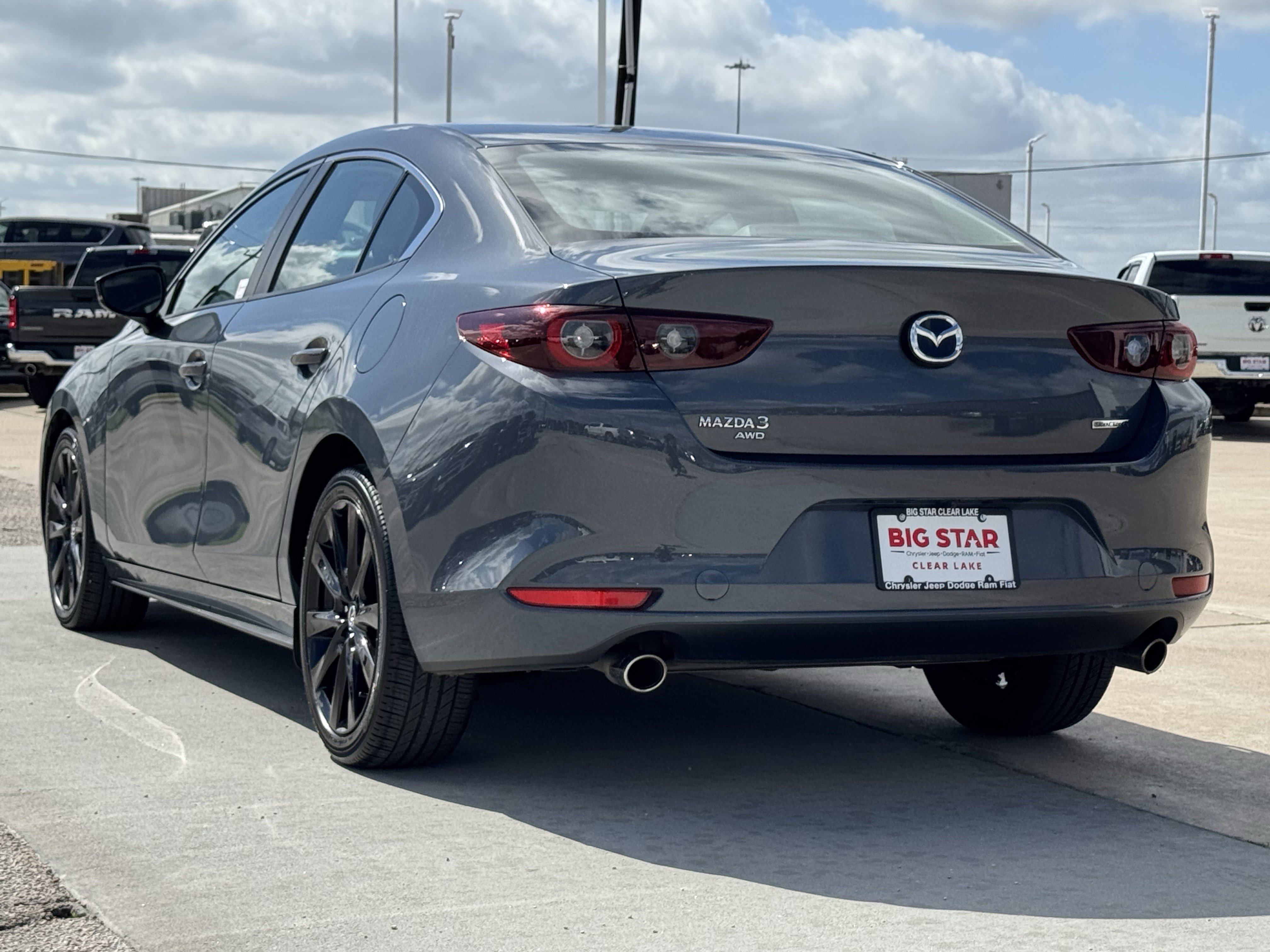 Used 2025 MAZDA MAZDA3 s image 7