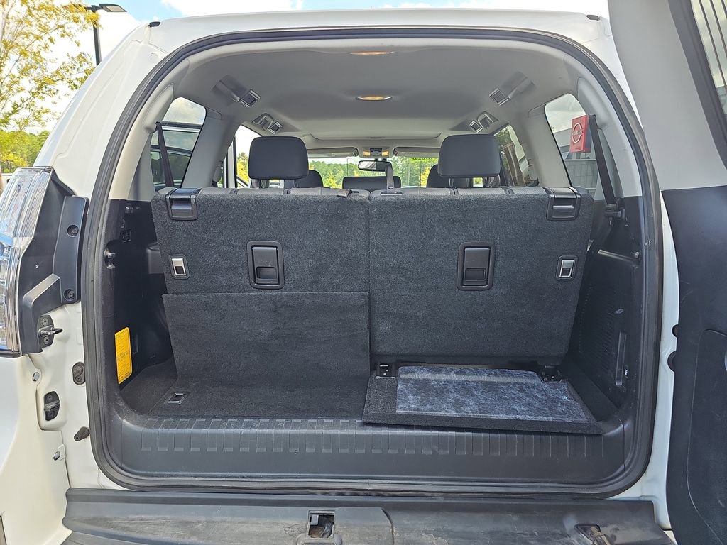 Used 2019 Lexus GX 460 Premium image 16