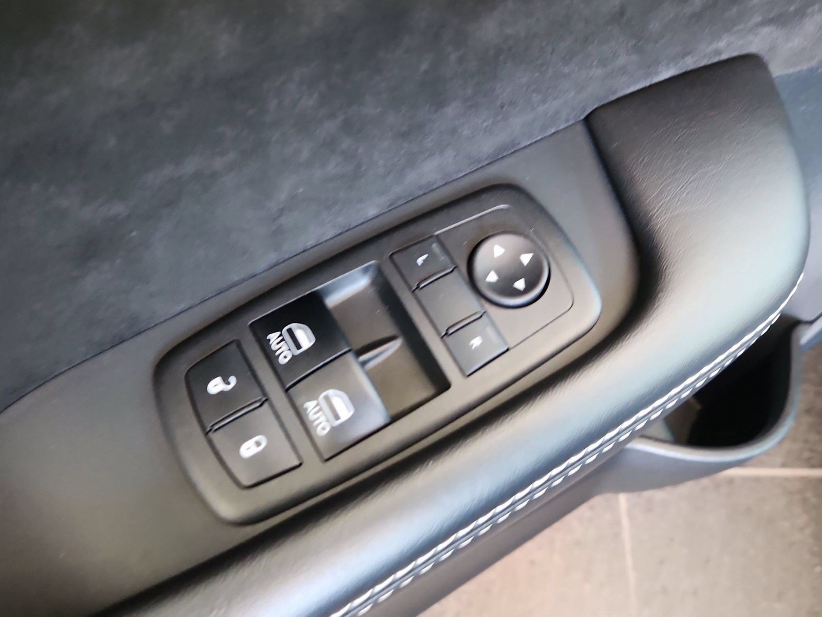 Used 2018 Dodge Challenger SRT Demon RWD image 10