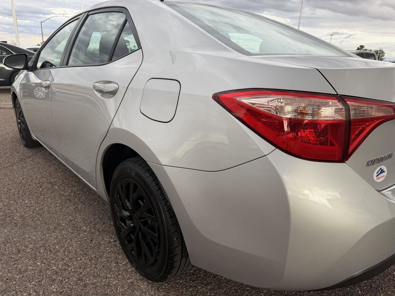 Used 2019 Toyota Corolla LE image 13