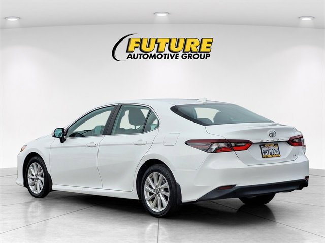 Used 2023 Toyota Camry LE image 7