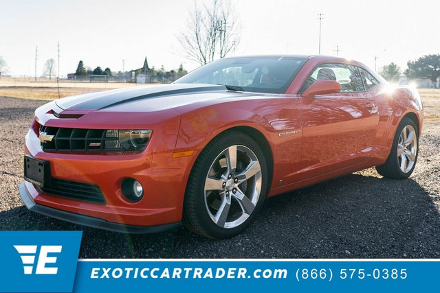 Used 2010 Chevrolet Camaro SS w/ RS Package image 1