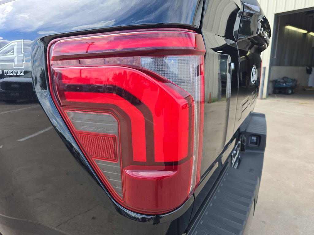 New 2025 Ford F150 Platinum w/ Equipment Group 702A High image 31