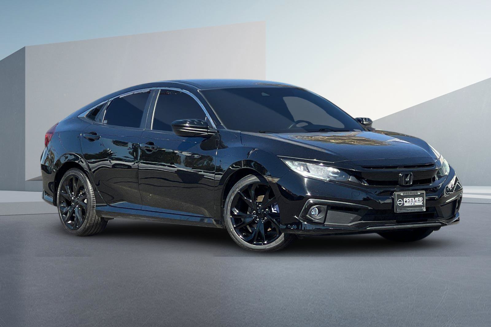 Used 2019 Honda Civic Sport image 2