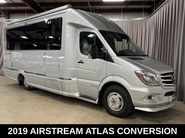 Used 2018 Mercedes-Benz Sprinter 3500 image 1