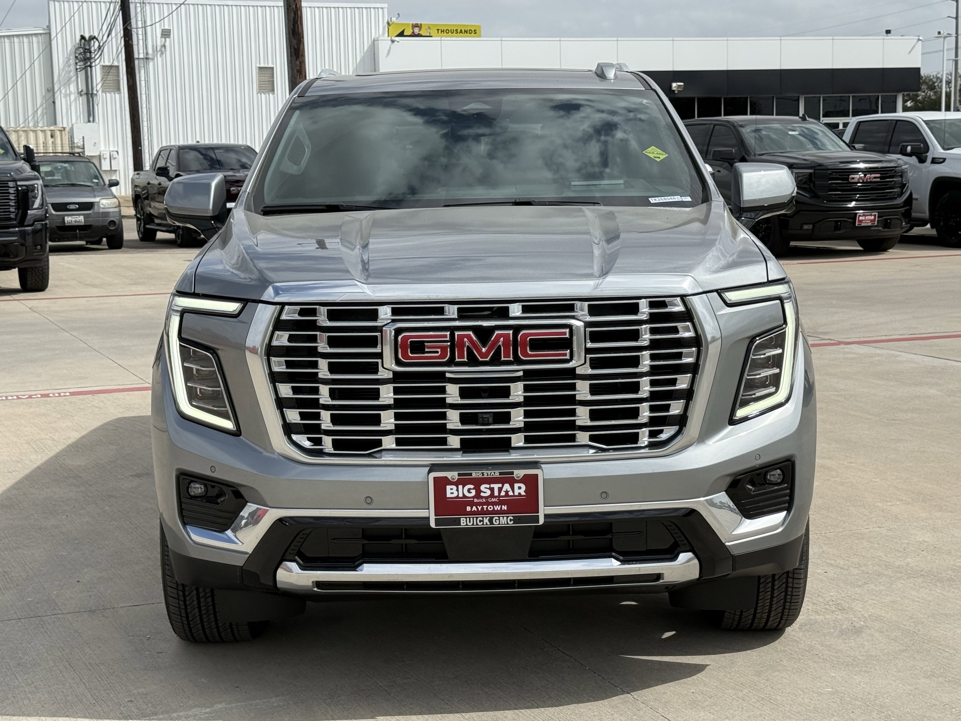 New 2026 GMC Yukon XL Denali w/ Denali Reserve Package image 8