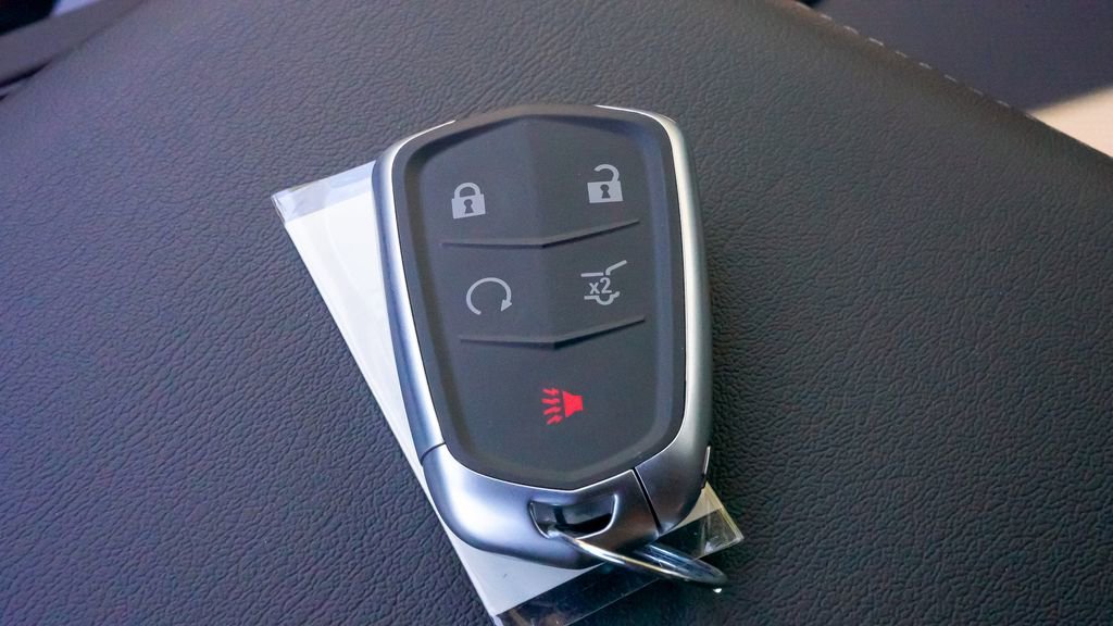 Certified 2025 Cadillac XT6 Premium Luxury w/ Technology Package image 43