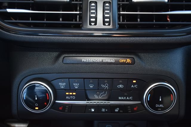Used 2023 Ford Escape ST-Line AWD/4WD image 30
