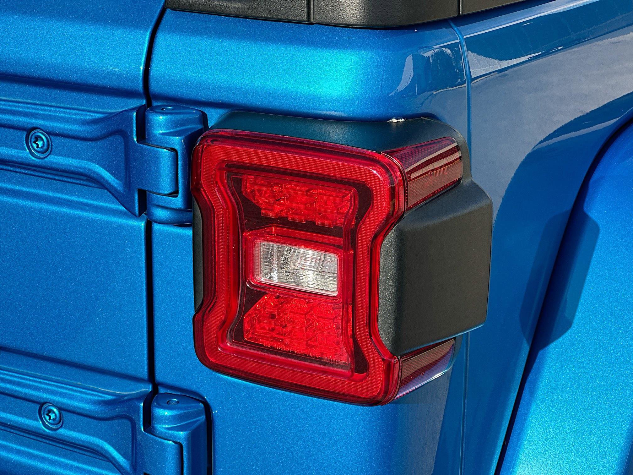 Used 2022 Jeep Wrangler Unlimited Sahara image 28