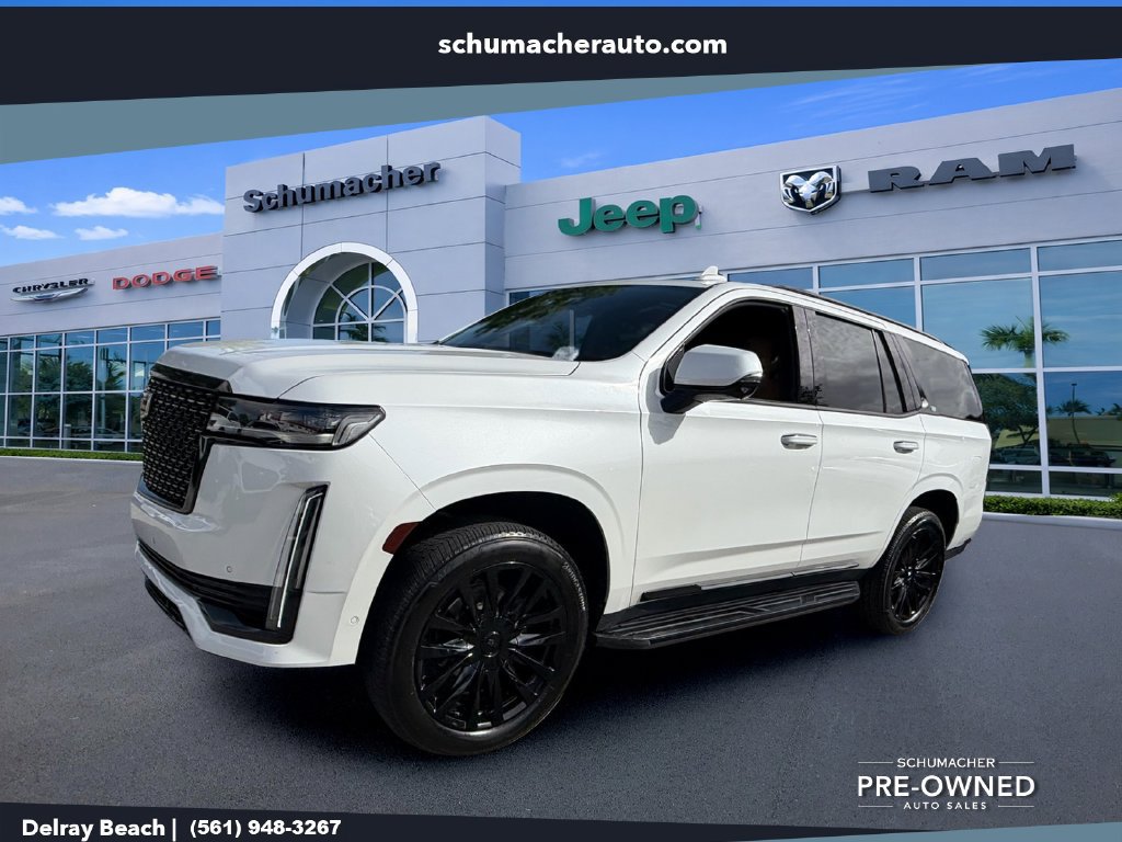 Used 2021 Cadillac Escalade Premium Luxury RWD image 3