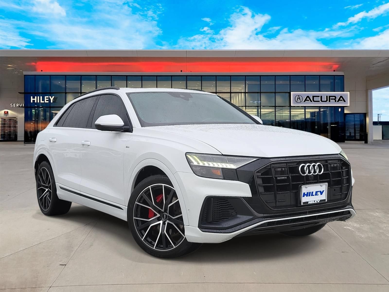 Used 2019 Audi Q8 Prestige w/ Adaptive Chassis Package AWD/4WD image 1