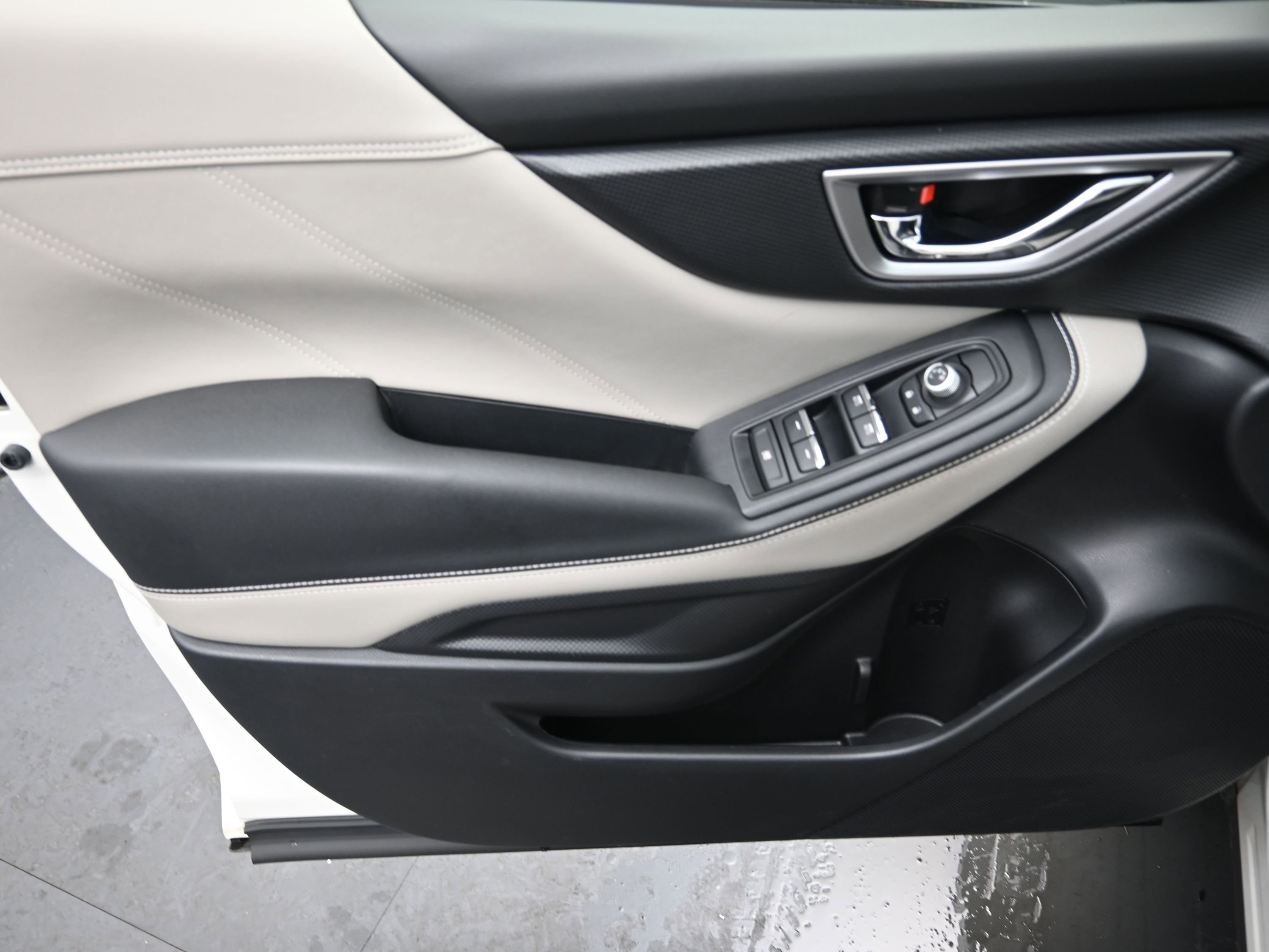 Used 2022 Subaru Forester Limited image 16