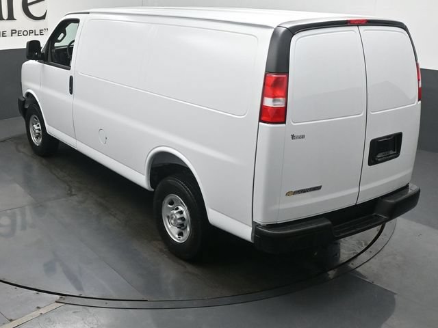 New 2026 Chevrolet Express 2500 w/ Driver Convenience Package RWD image 20