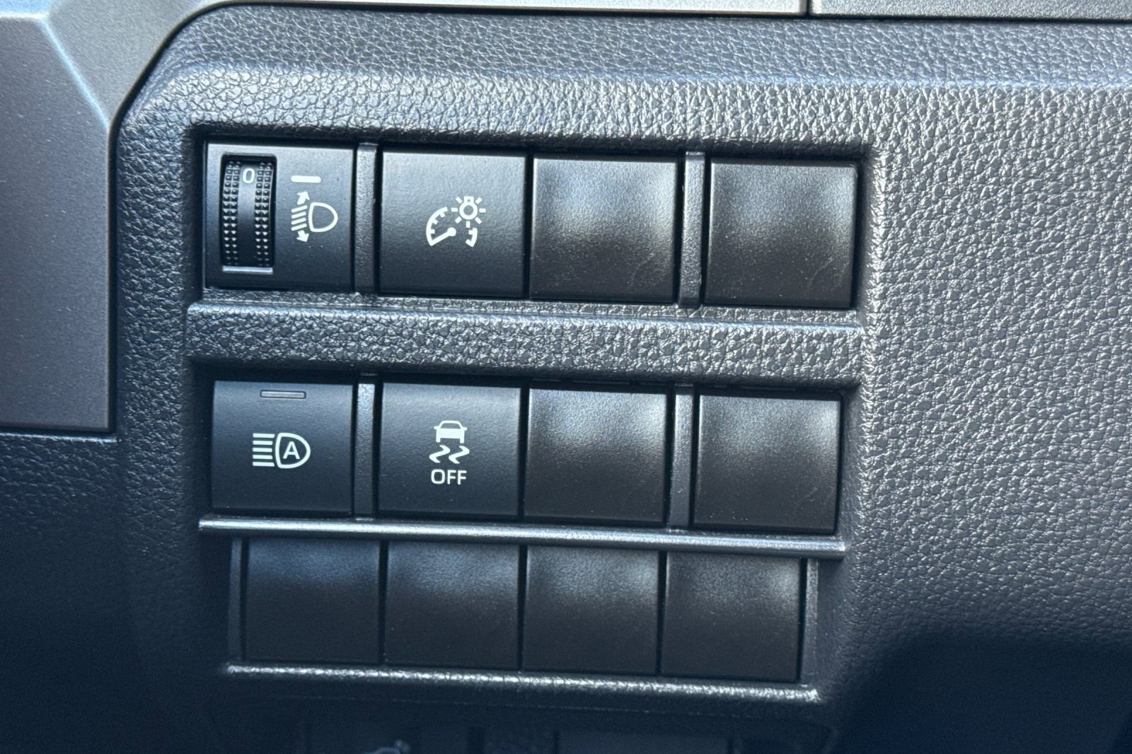 Used 2024 Toyota Tacoma SR5 image 32