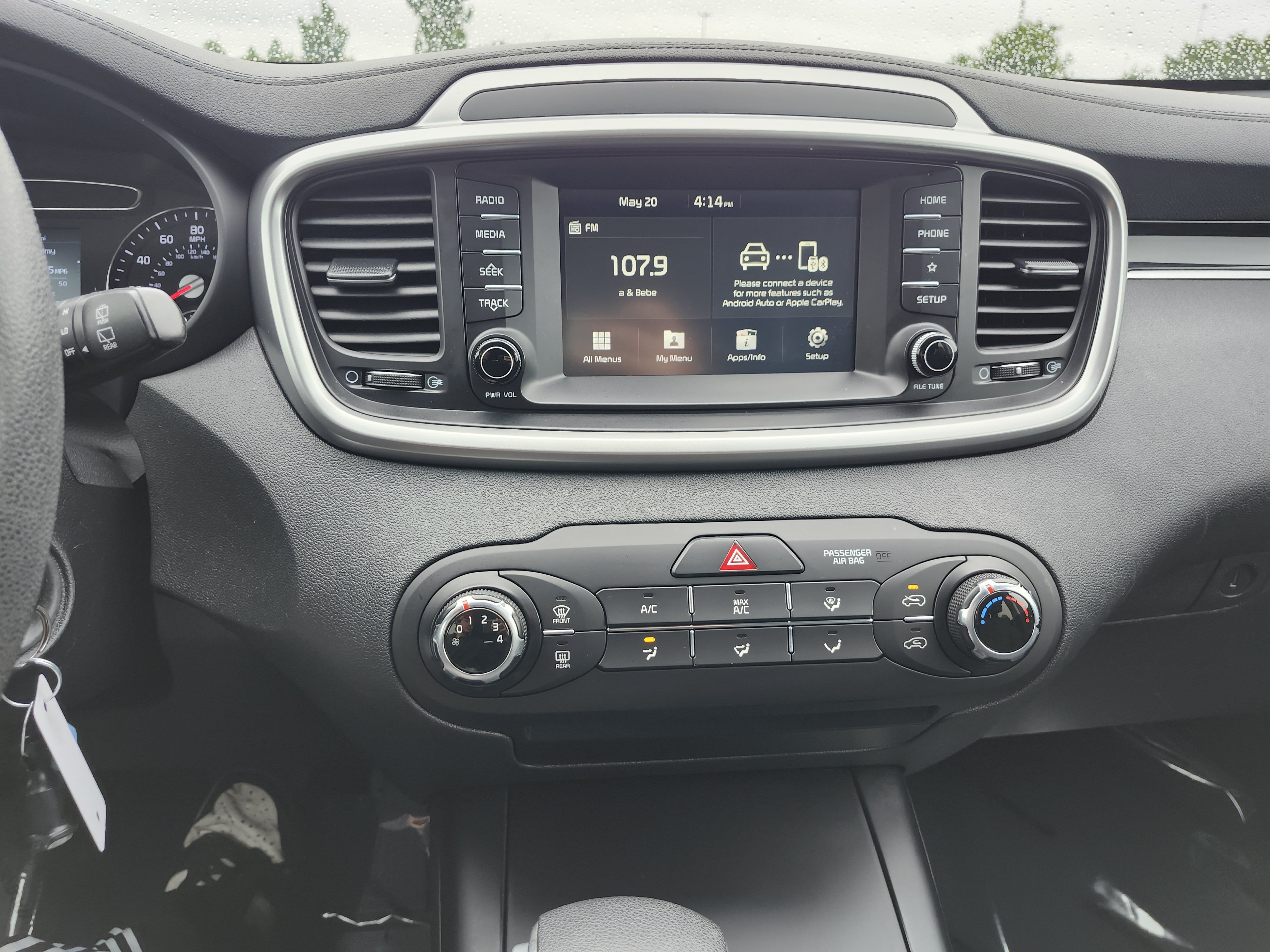 Used 2019 Kia Sorento L FWD image 27