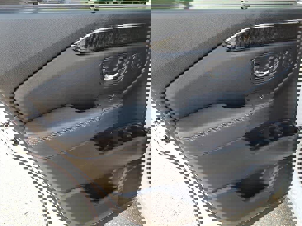 Used 2023 Honda Pilot Elite image 12