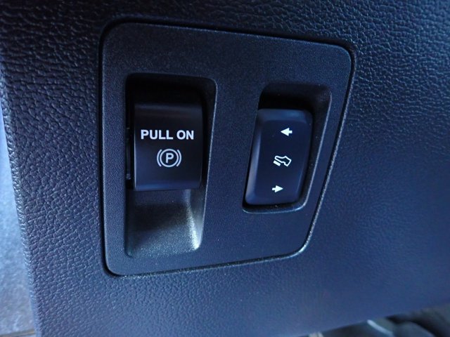 Used 2018 Ford F150 XLT w/ Equipment Group 302A Luxury AWD/4WD image 14