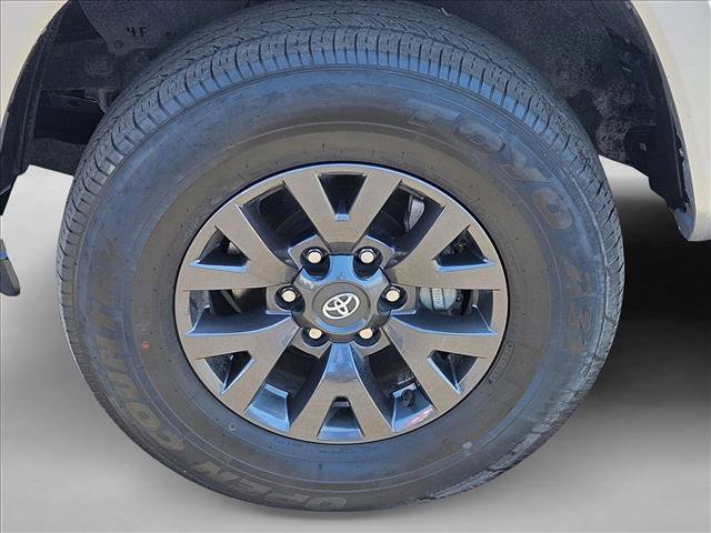 Used 2021 Toyota Tacoma SR5 RWD image 22
