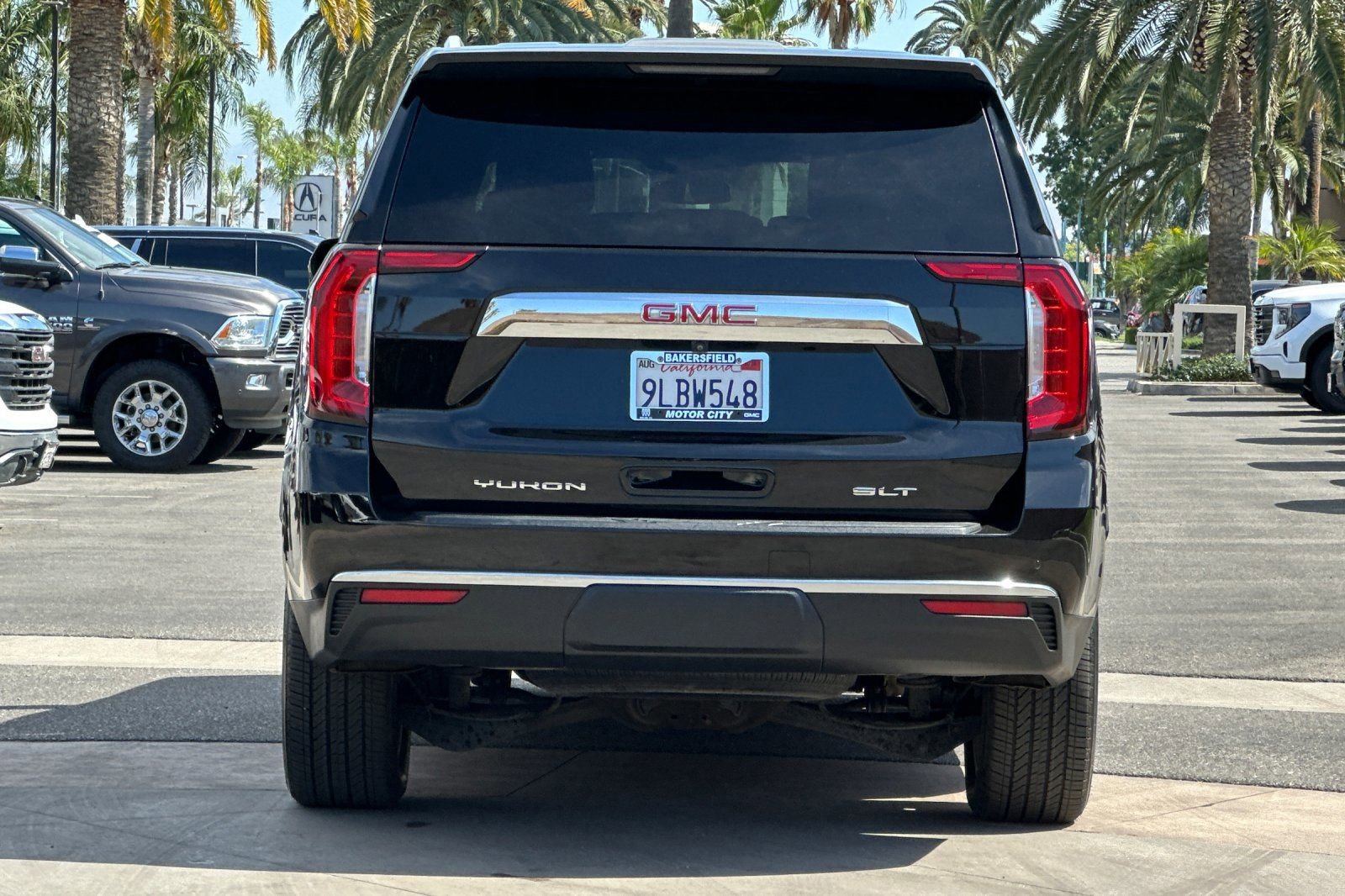 Certified 2023 GMC Yukon XL SLT w/ SLT Premium Package RWD image 5