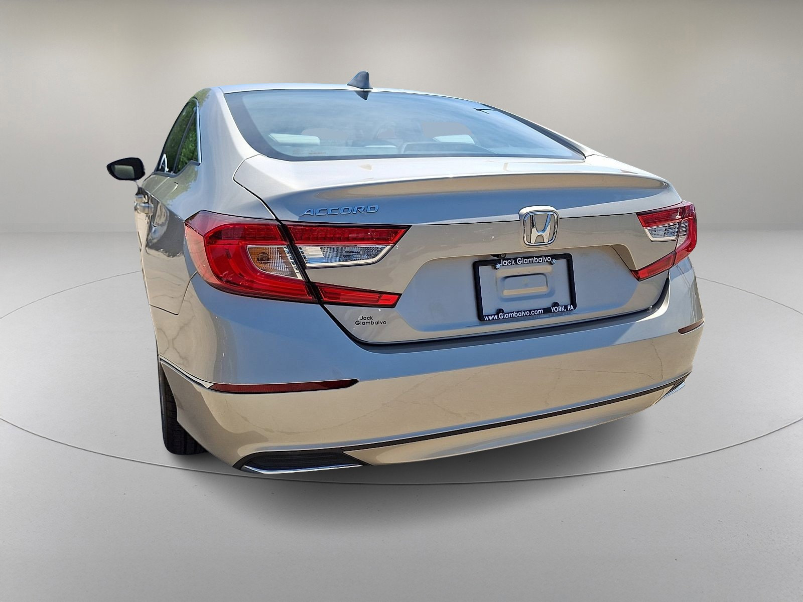 Used 2019 Honda Accord EX image 8