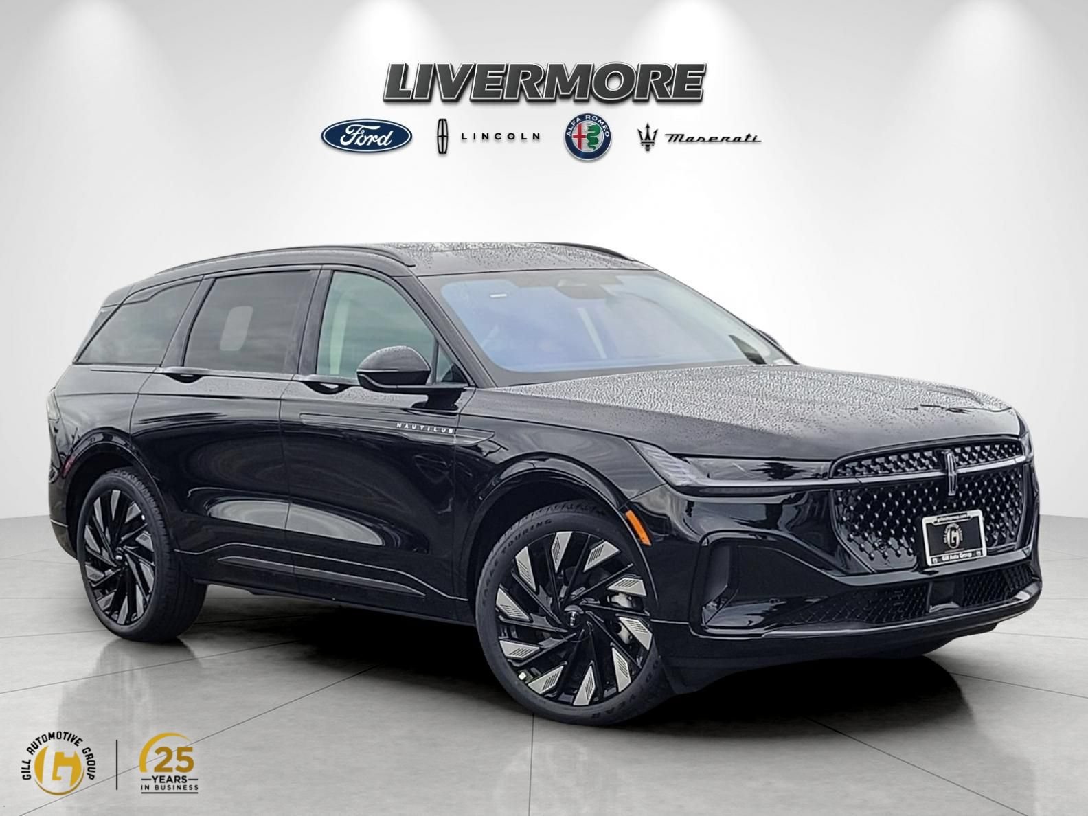 New 2026 Lincoln Nautilus Reserve w/ Jet Appearance Package