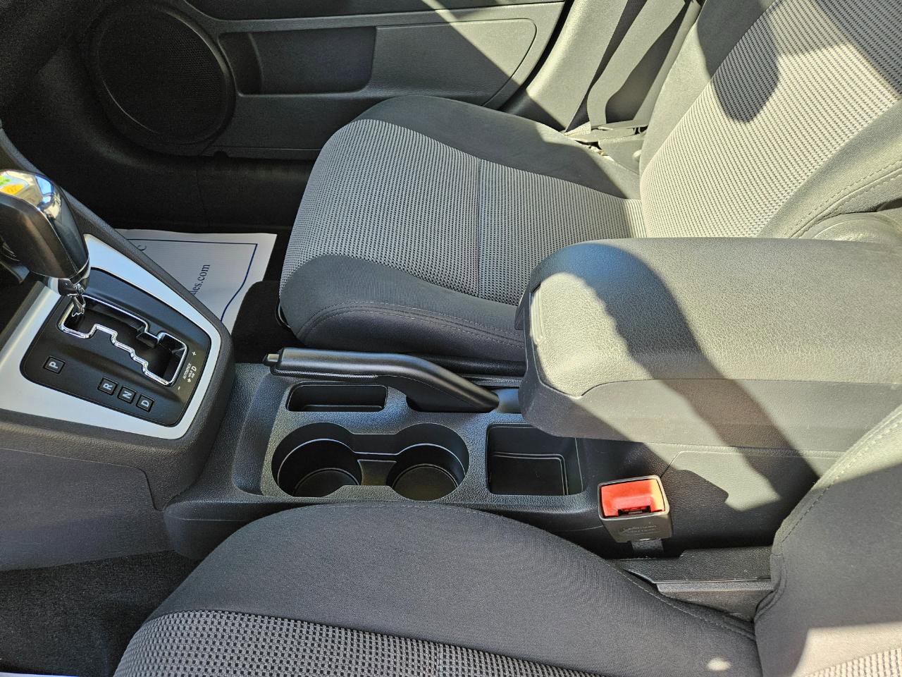 Used 2011 Dodge Caliber Heat image 13