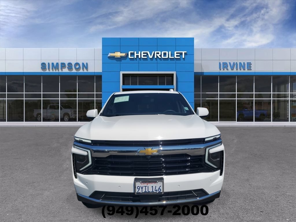 Used 2026 Chevrolet Suburban LS RWD image 3